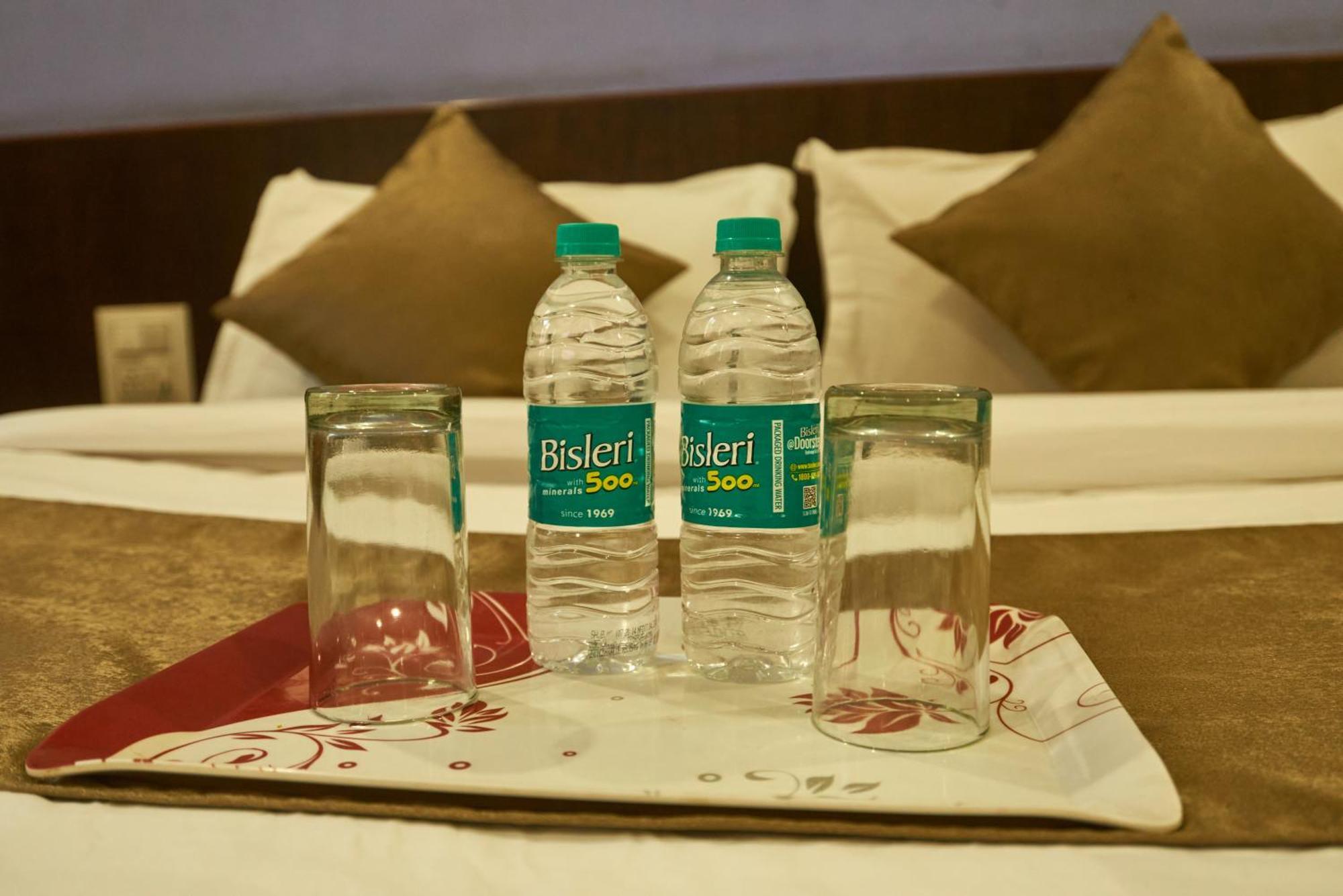 Hotel Pride Inn Shirdi Bagian luar foto