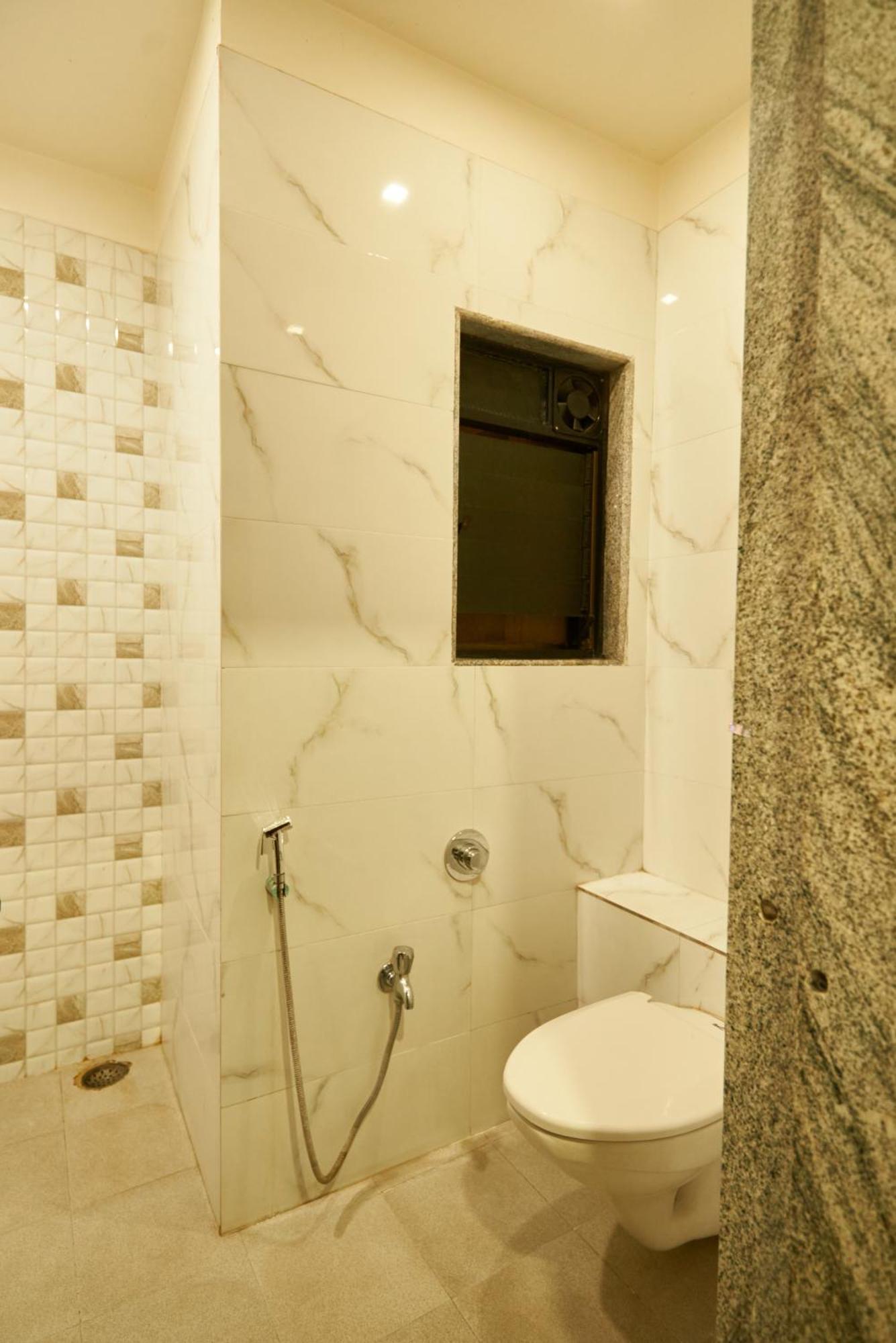 Hotel Pride Inn Shirdi Bagian luar foto