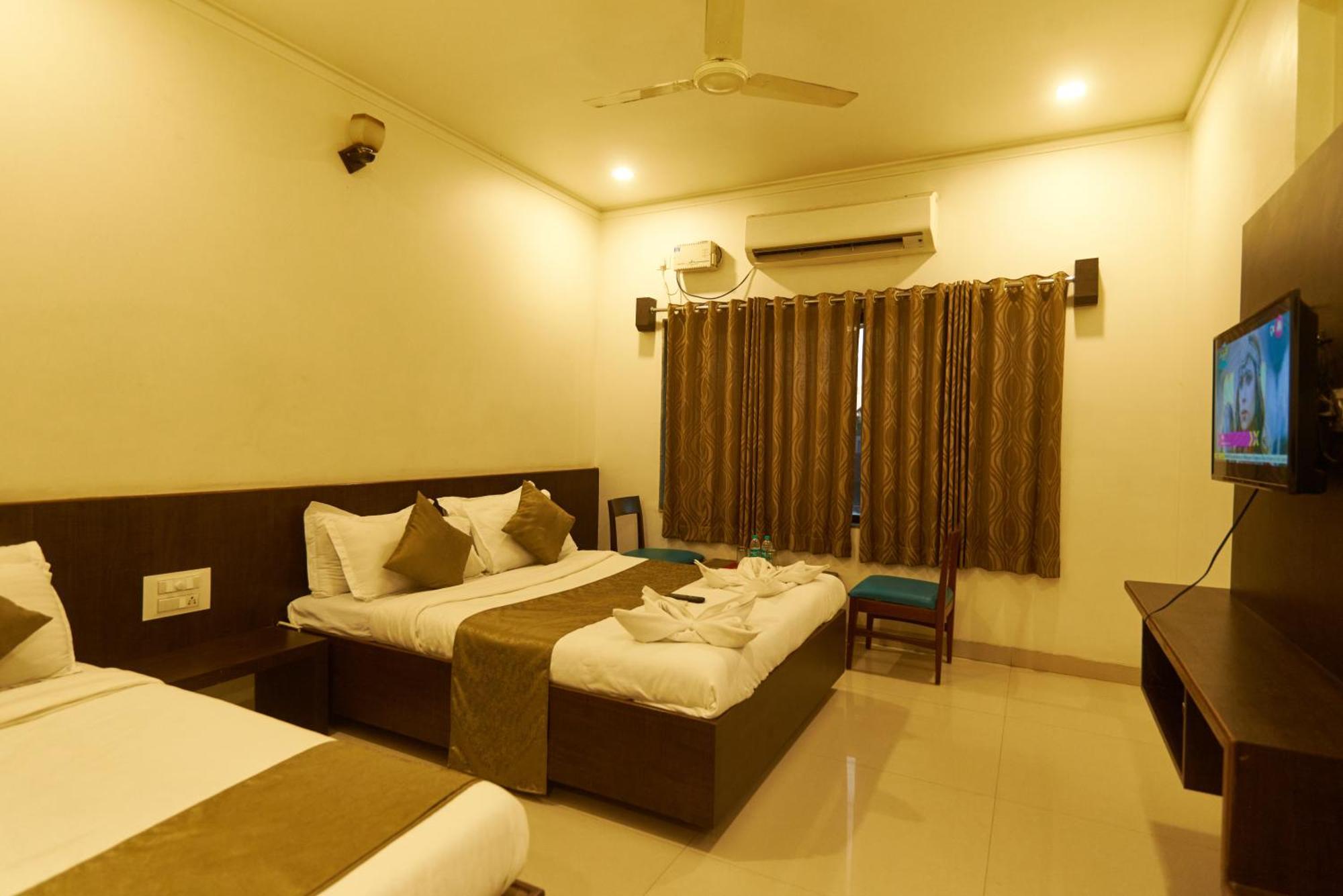 Hotel Pride Inn Shirdi Bagian luar foto