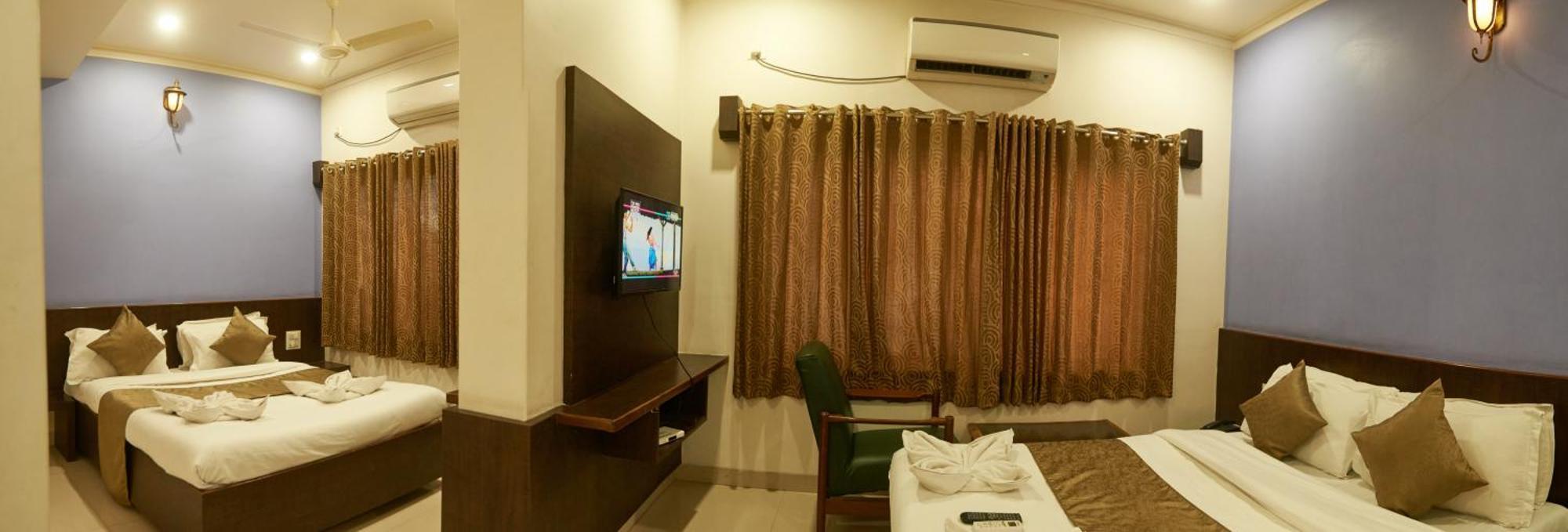 Hotel Pride Inn Shirdi Bagian luar foto