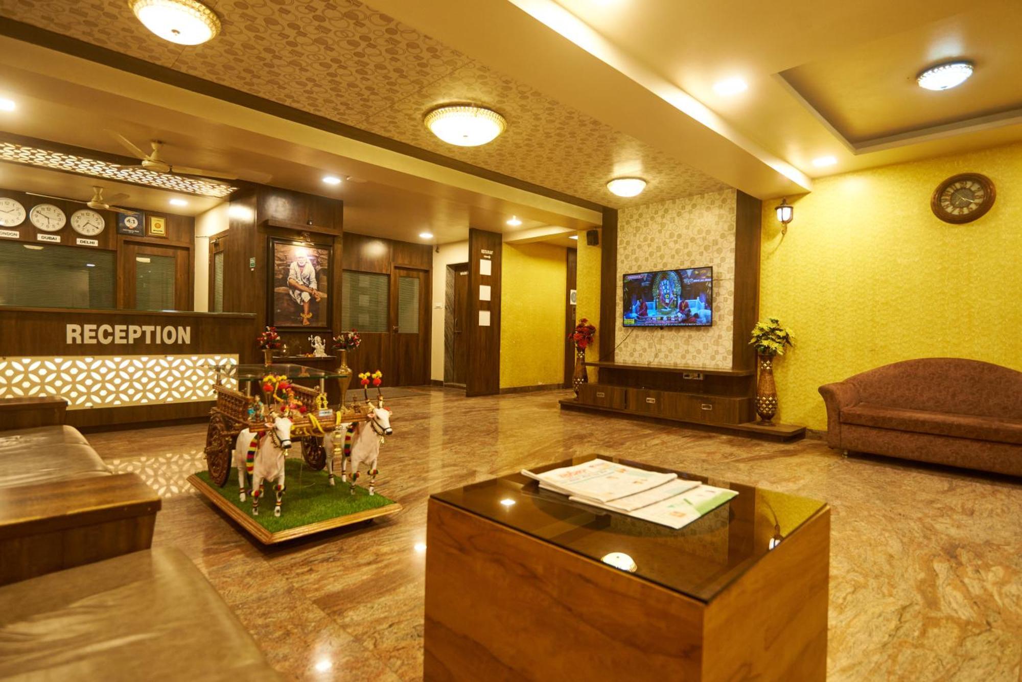 Hotel Pride Inn Shirdi Bagian luar foto
