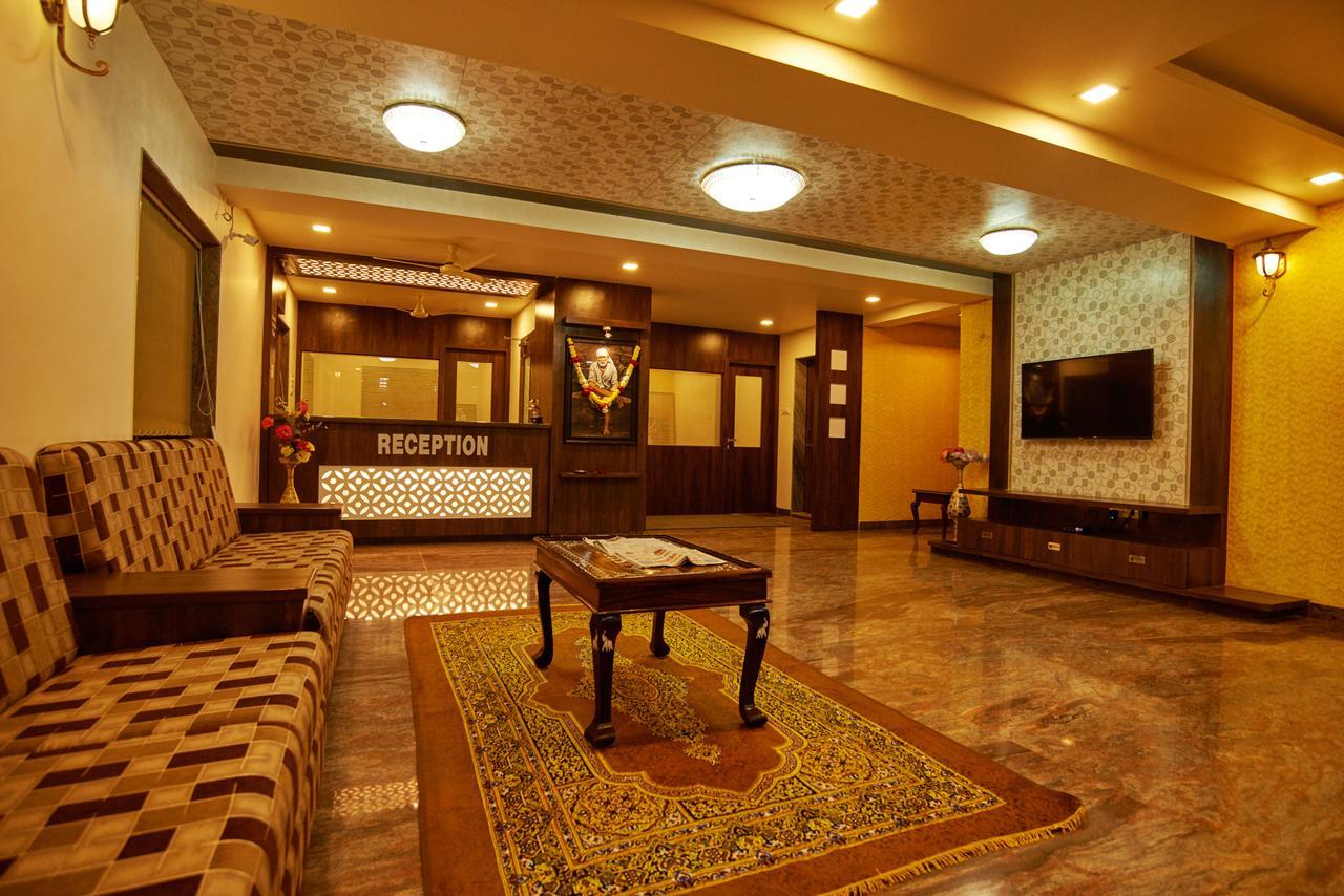 Hotel Pride Inn Shirdi Bagian luar foto